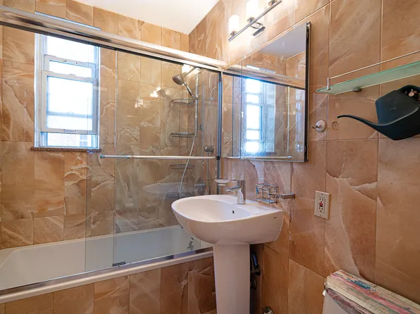 1717 East 18th Street image 14 of 14