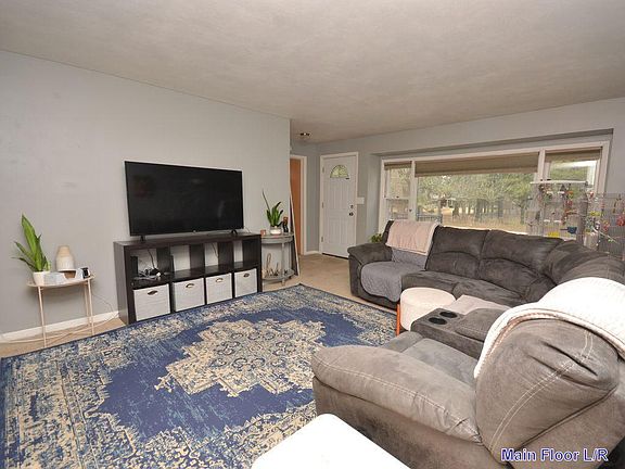 5th image of 705 Woodland Ave