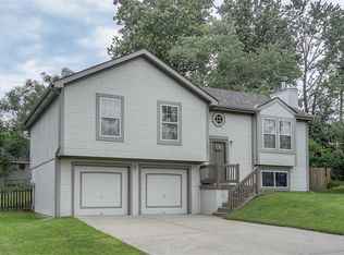 3402 NE 56th Ter, Kansas City, MO 64119