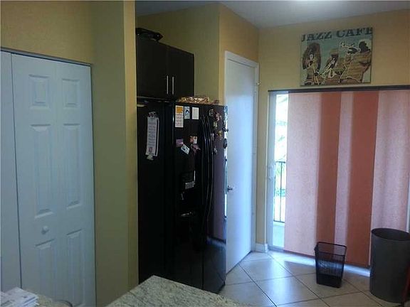 5th image of 111 NW 2nd Ave Unit 9