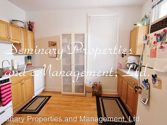 4th image of 3648 N Lakewood Ave APT 2