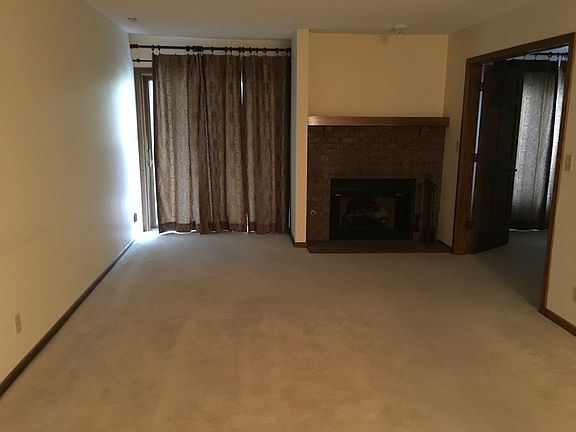3rd image of 1300 G St APT 201W