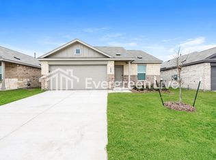 1625 Sparrow Hawk Rd, Forney, TX 75126
