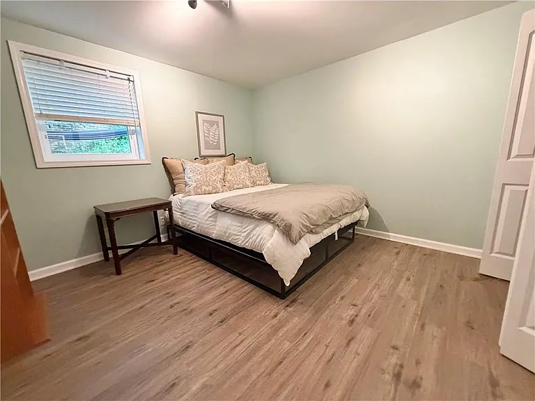 4135 Hideaway Dr — Photo 28