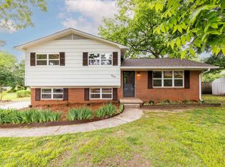 524 Lynn Cir, Mount Olive, AL 35117