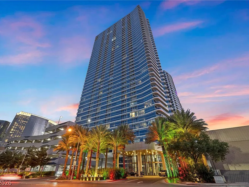 4471 Dean Martin Dr #2209