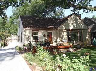1735 S 45th St, Lincoln, NE 68506