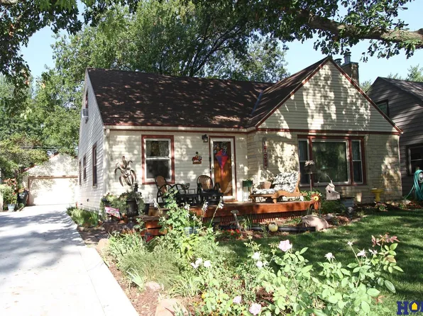1735 S 45th St, Lincoln, NE 68506