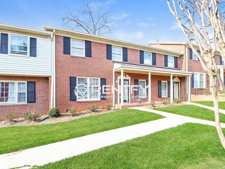 623 S New Hope Rd #4 — Photo 10