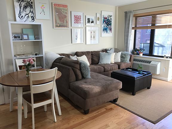3rd image of 3039 32nd St #3B