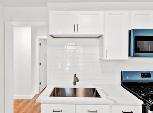 22713 Sharrow Ave, Warren, MI 48089