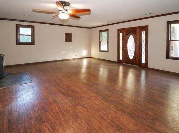 2nd image of 10455 S Lori Ln