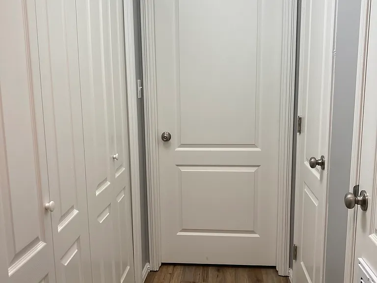 910 English Ave — Photo 18