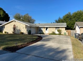 4831 Casa Bello St, San Antonio, TX 78233