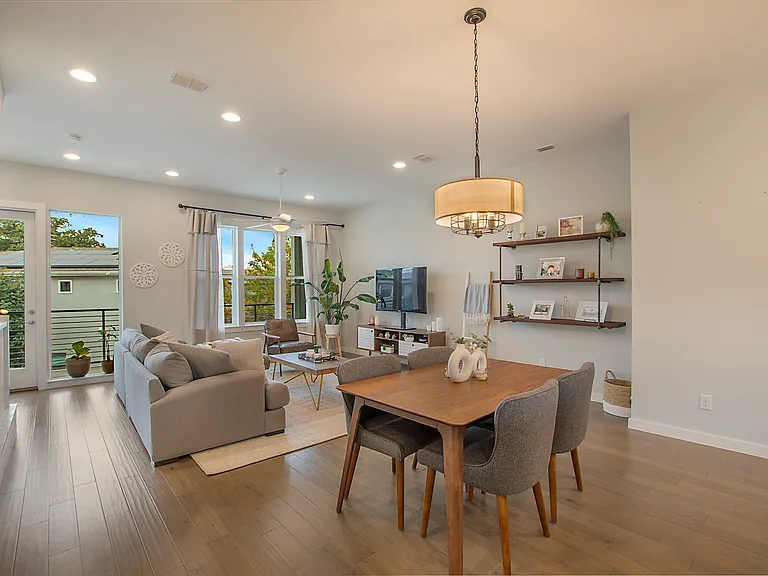 9060 Corsair Pl — Photo 9
