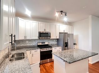 952 Brooks Ln, Baltimore, MD 21217