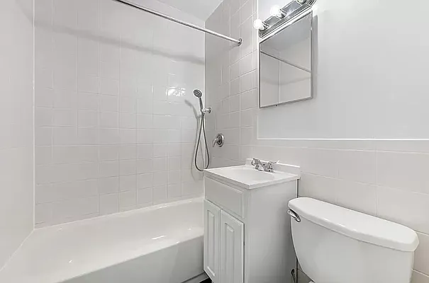 Rented by REAL New York | media 28