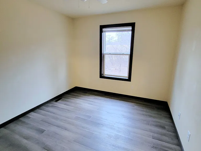303 S Wasson Ln #E — Photo 17