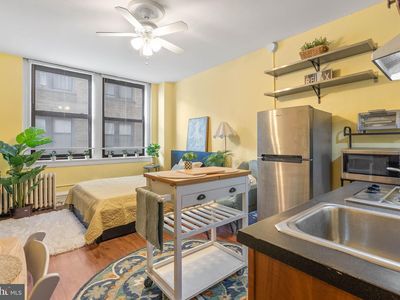 1324 Locust St APT 703, Philadelphia, PA, 19107