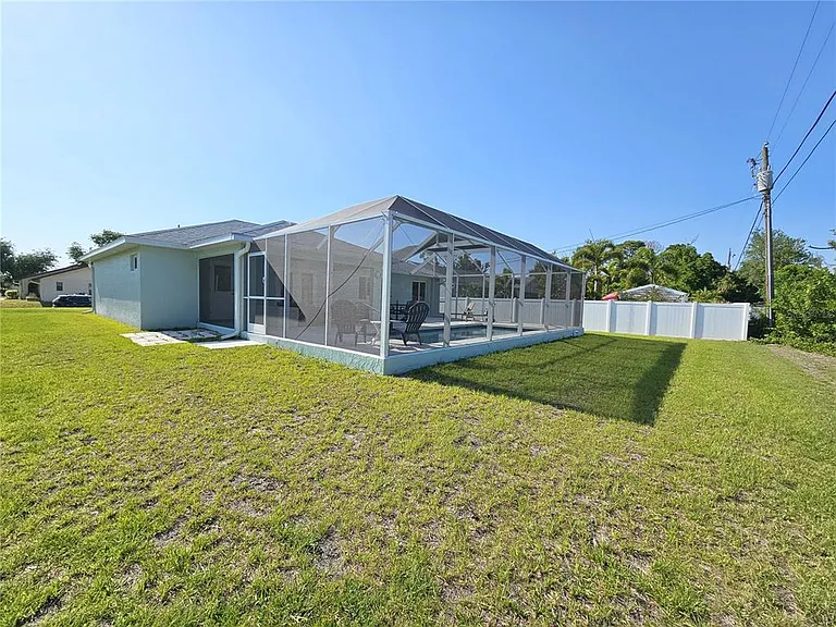 7436 Michael St — Photo 39