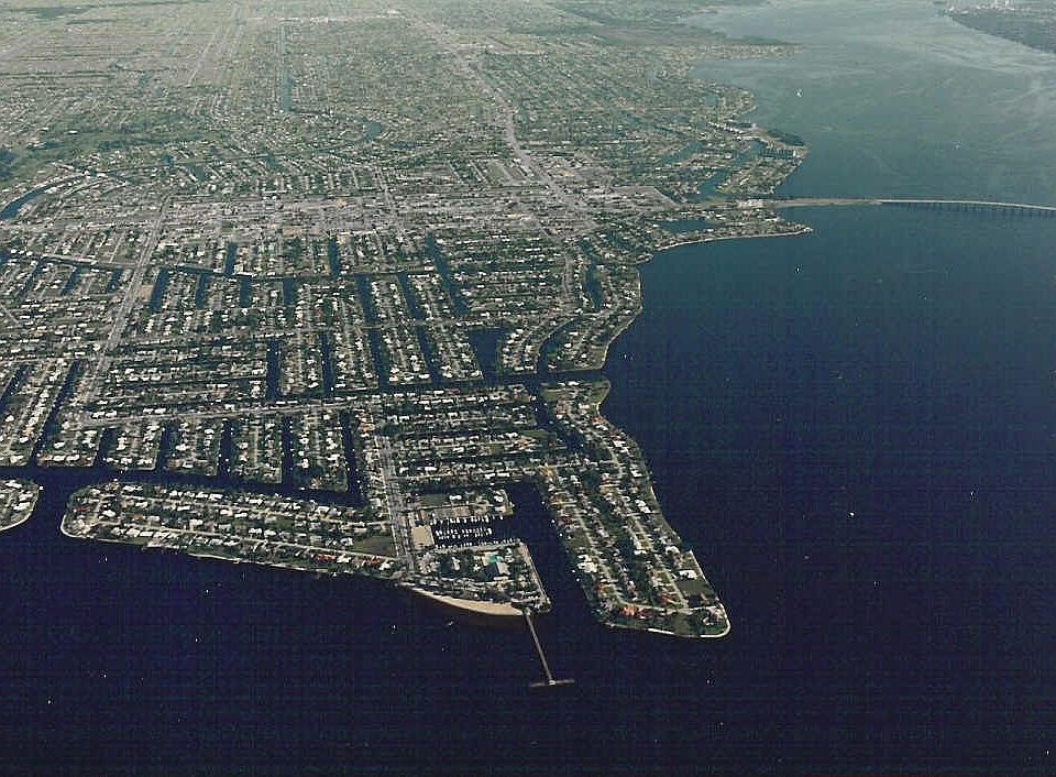 CAPE  CORAL  FLORIDA