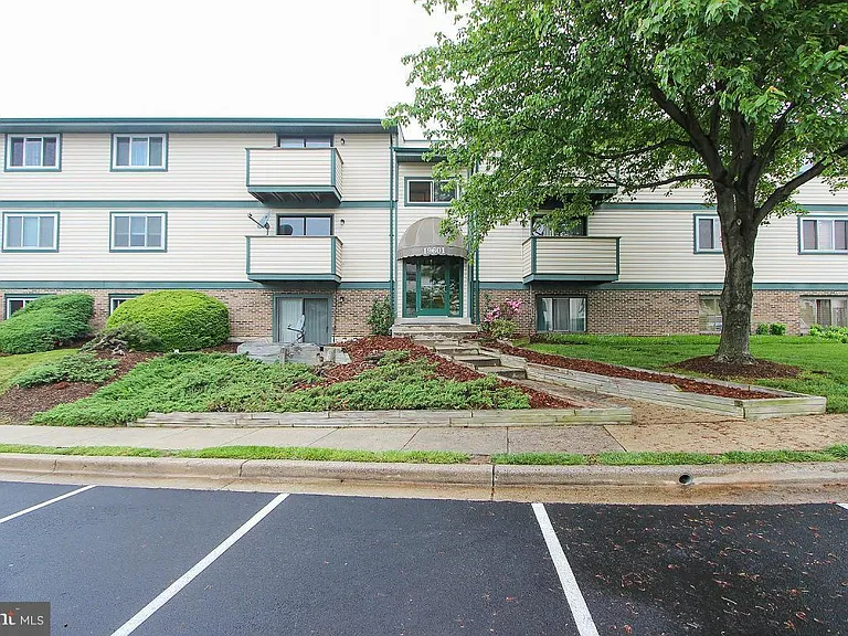 19601 Gunners Branch Rd #L — Photo 1