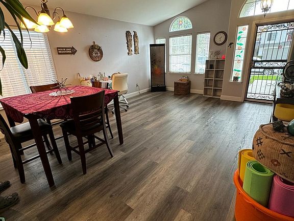 2nd image of 8716 Rollingbay Dr