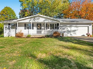 3017 Greenridge Rd, Barberton, OH 44203