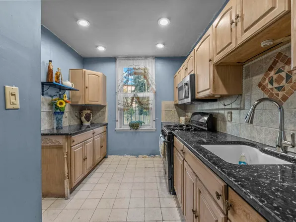 518 14th Street image 11 of 46