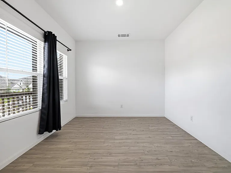 14014 Roller Mls — Photo 3
