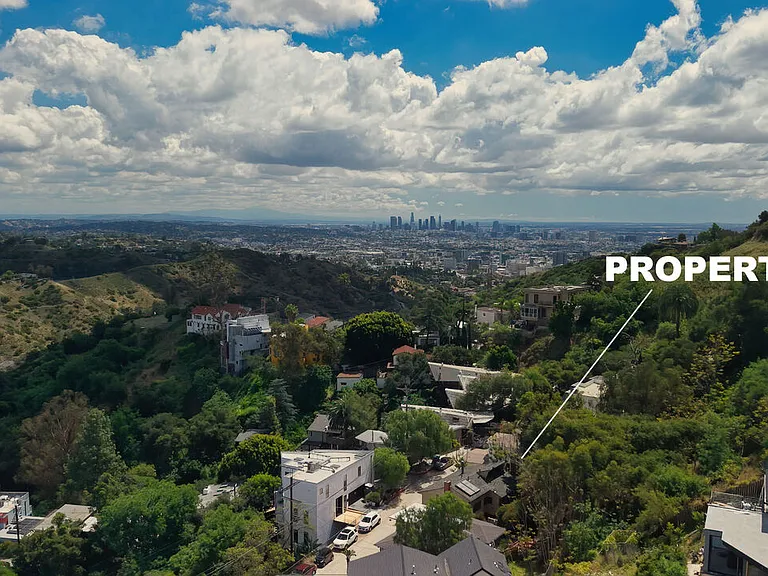 6871 Pacific View Dr — Photo 4
