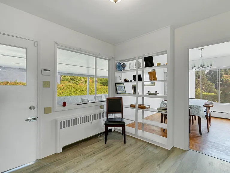 4514 Bellevue Dr — Photo 18