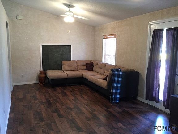 3rd image of 15 Westmill Ln