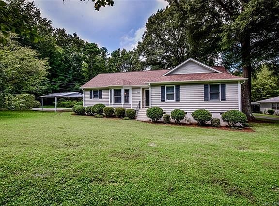 3rd image of 7611 Michael Dr