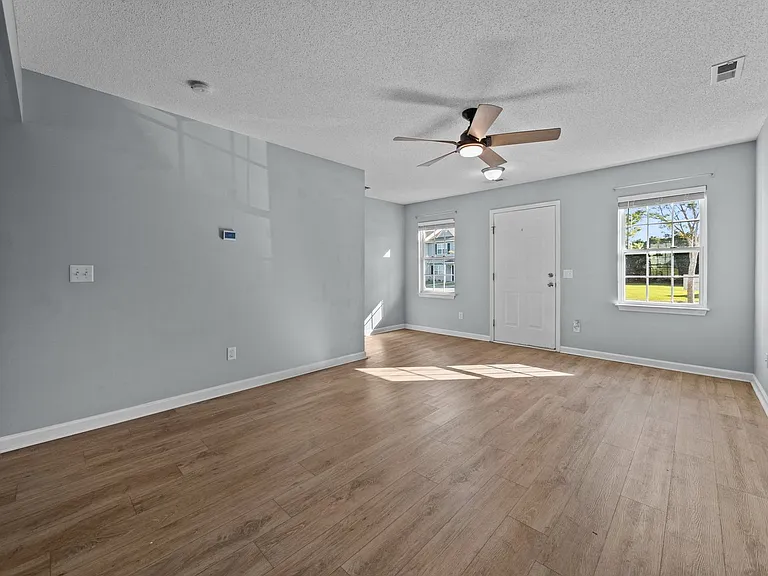 200 Lanieve Ct #7 — Photo 4