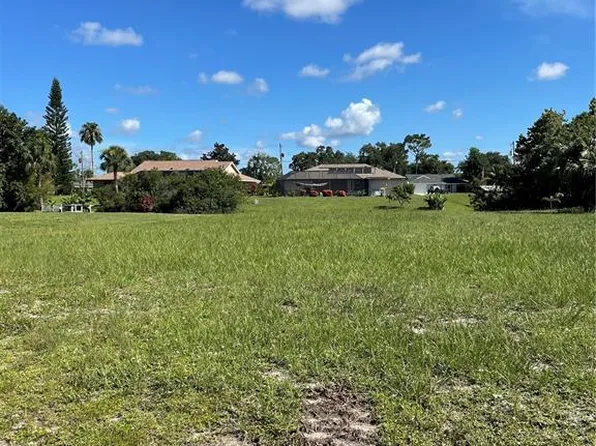 130 Mark Twain Ln #298, Rotonda West, FL 33947