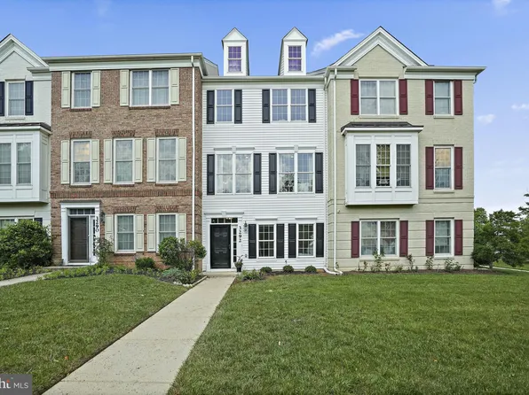 3292 Robert Clifton Weaver Way NE, Washington, DC 20018