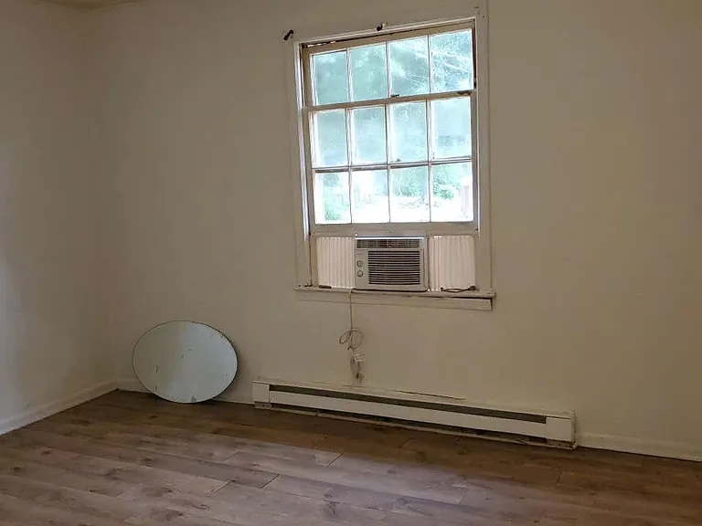 199 Oak Dr #2 — Photo 5