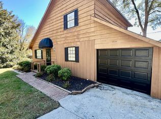 7 Broadway St, Rossville, GA 30741