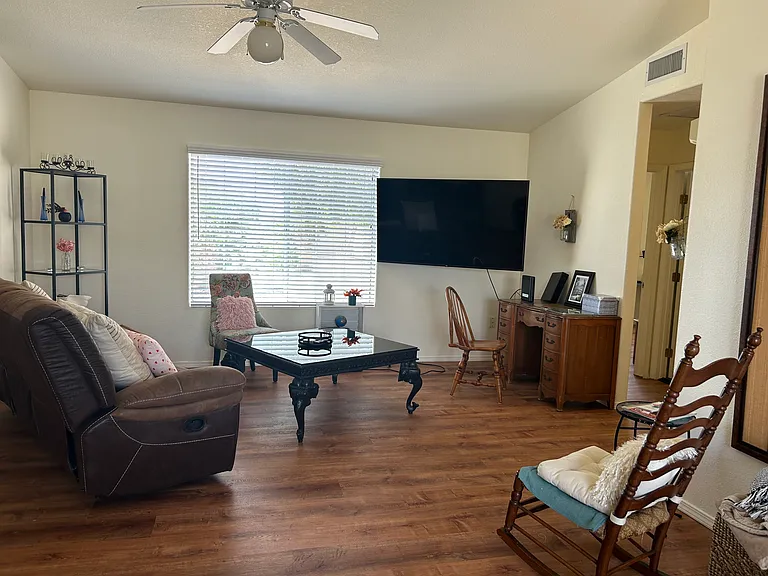 4389 S Bernard Pl — Photo 4