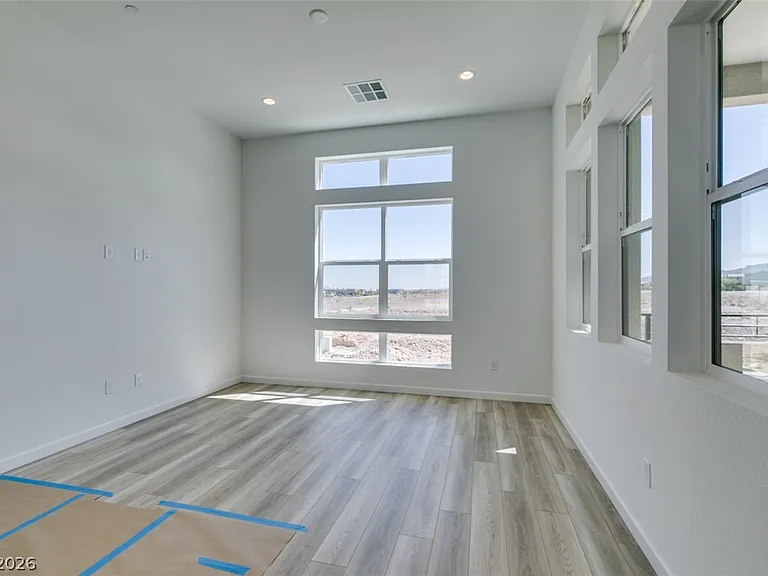 2498 Indigo Mountain St — Photo 15