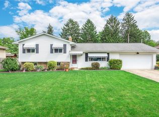 8805 Lincolnshire Blvd, Strongsville, OH 44149