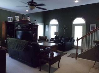 78 W Lake Rd, Hattiesburg, MS 39402