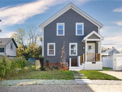 16 Gould St, Newport, RI, 02840