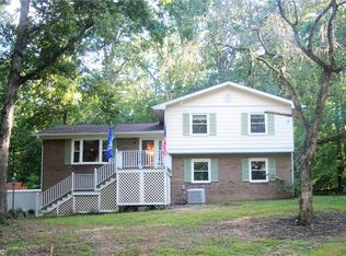 202 Avonwood Dr, Jamestown, NC 27282