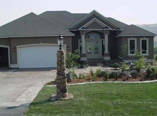 99305 W Ridgeview, Kennewick, WA 99338