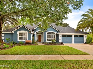 8516 Hunters Creek Dr N, Jacksonville, FL 32256