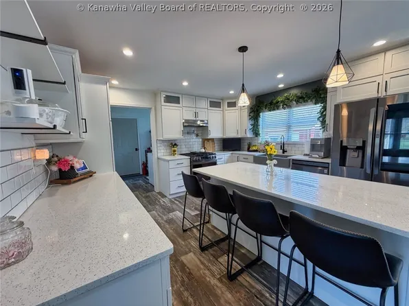 35 Grimm St, Charleston, WV 25302