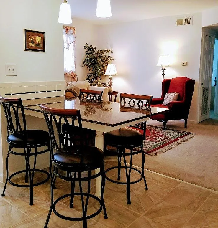 Chestnut Heights Apartments — Photo 3