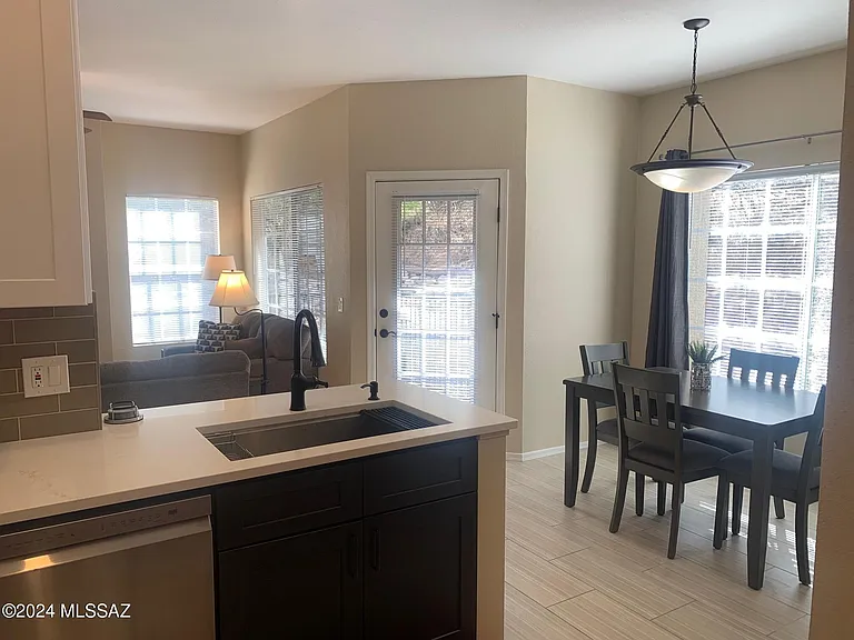 1500 E Pusch Wilderness Dr #13105 — Photo 7